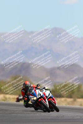 media/May-11-2024-SoCal Trackdays (Sat) [[cc414cfff5]]/9-Turn 14 (1125am)/